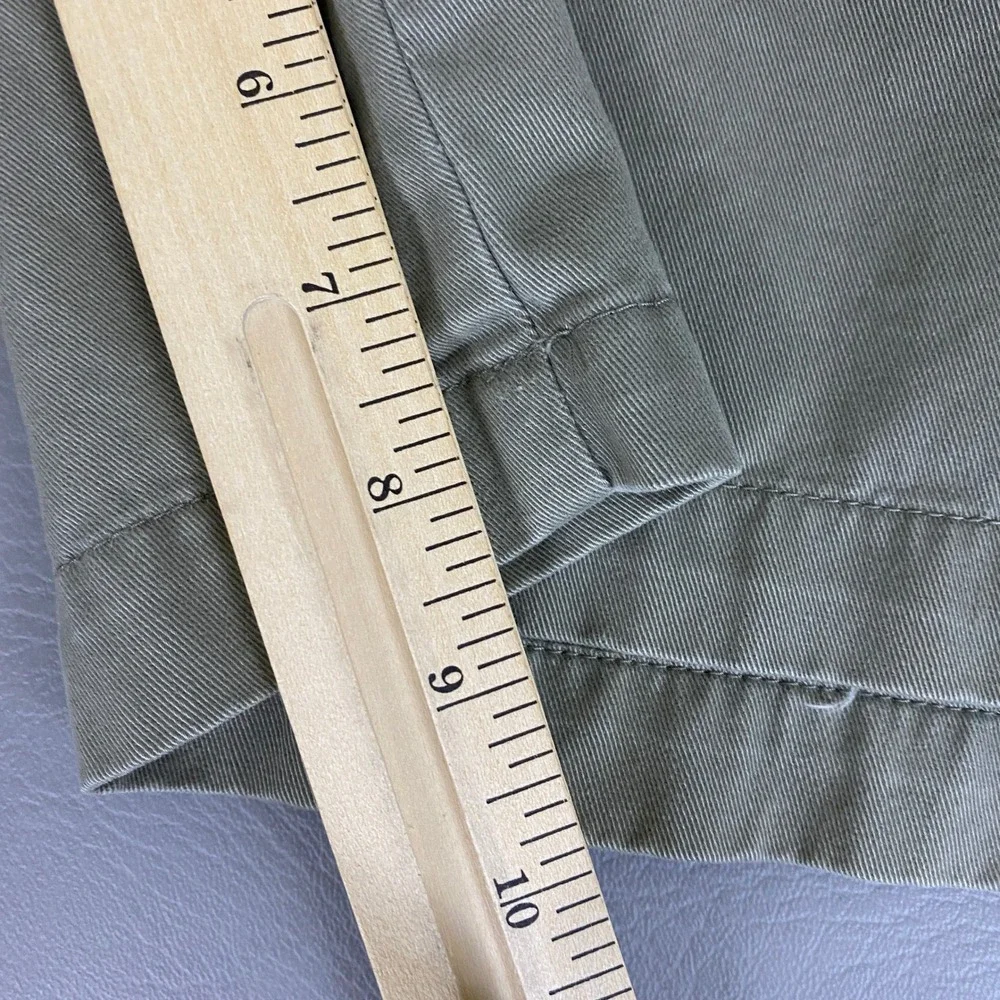 Club Room Shorts Men's Size 36 Pleated Chino Olive Green 100% Cotton Summer